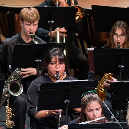 /community/images/1-community-landing-pg-images/students-band-choir.png